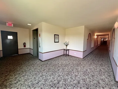 5840 West 104th Street Oak Lawn IL 60453