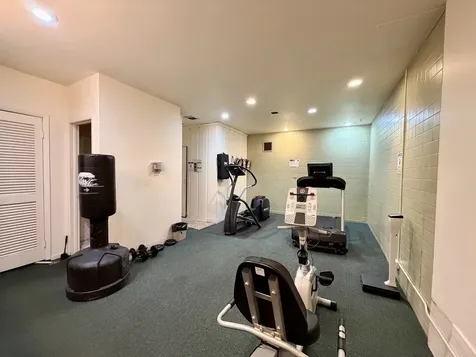 5840 West 104th Street Oak Lawn IL 60453
