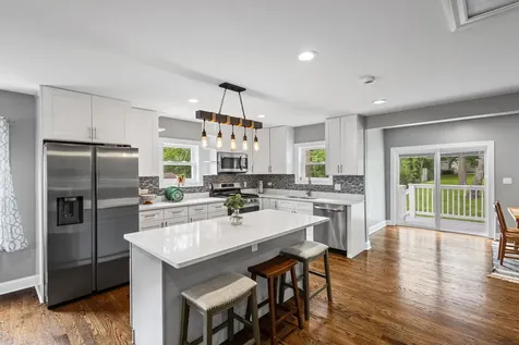 15332 Kenton Avenue Oak Forest IL 60452