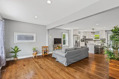 15332 Kenton Avenue Oak Forest IL 60452