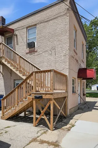 721 North Brinton Avenue Dixon IL 61021