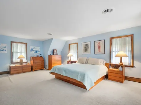 912 Burnham Court Glenview IL 60025