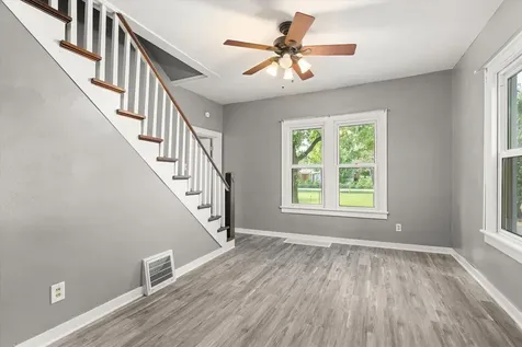 1609 South Hawthorne Road Streator IL 61364