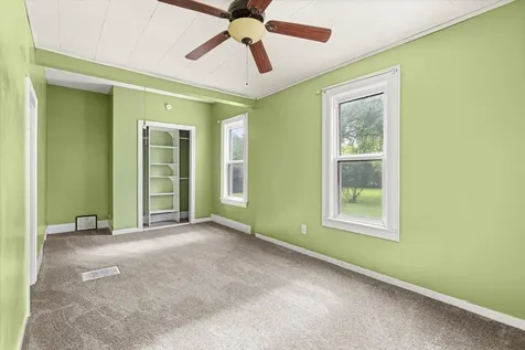 1609 South Hawthorne Road Streator IL 61364