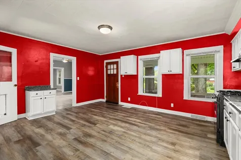 1609 South Hawthorne Road Streator IL 61364