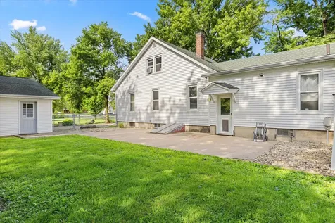 1609 South Hawthorne Road Streator IL 61364