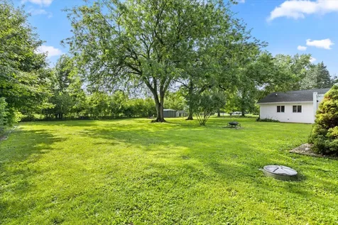 1609 South Hawthorne Road Streator IL 61364
