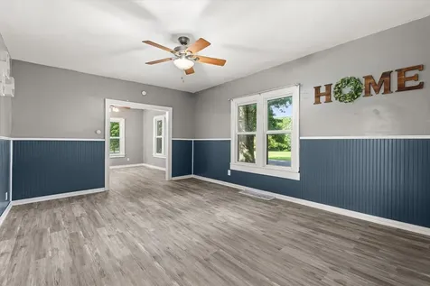1609 South Hawthorne Road Streator IL 61364
