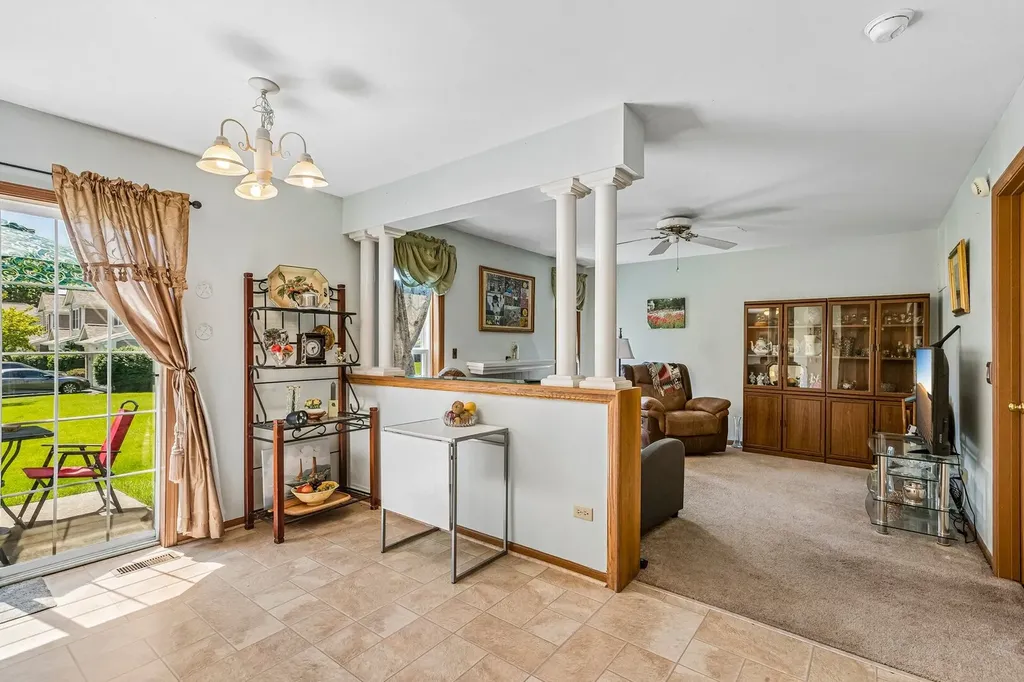 459 Davinci Circle Bolingbrook IL 60440