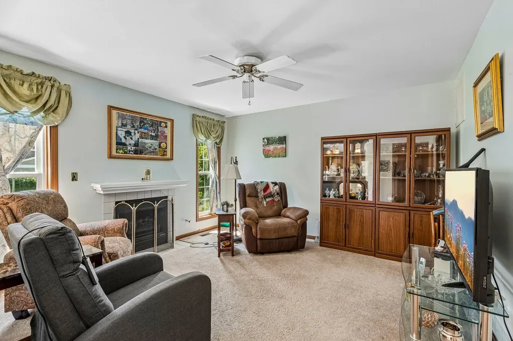 459 Davinci Circle Bolingbrook IL 60440