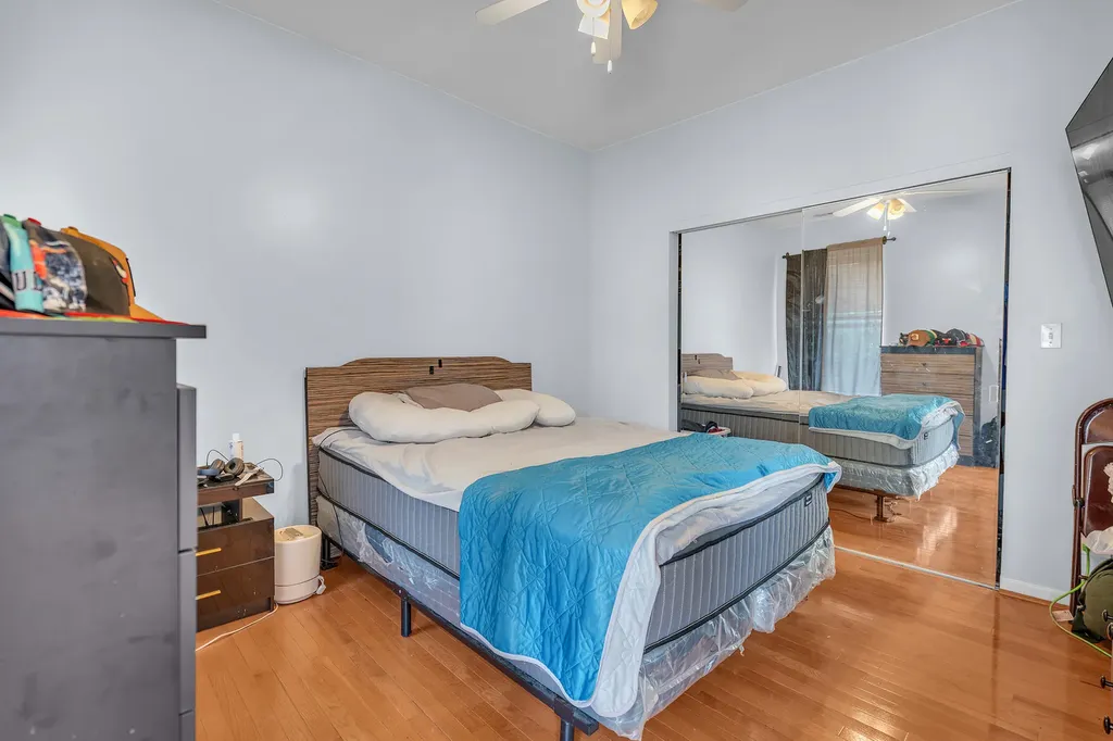 6706 South Ridgeland Avenue Chicago IL 60649