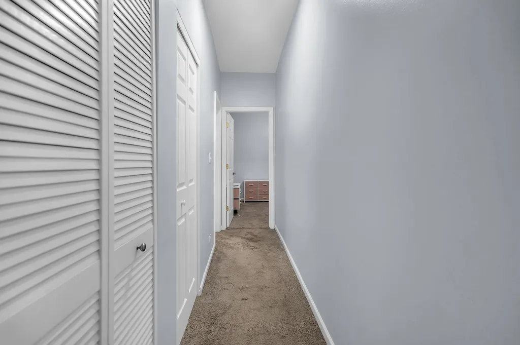 6706 South Ridgeland Avenue Chicago IL 60649