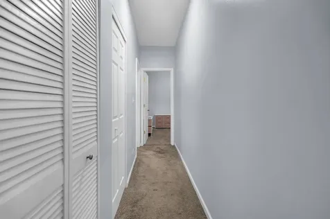 6706 South Ridgeland Avenue Chicago IL 60649