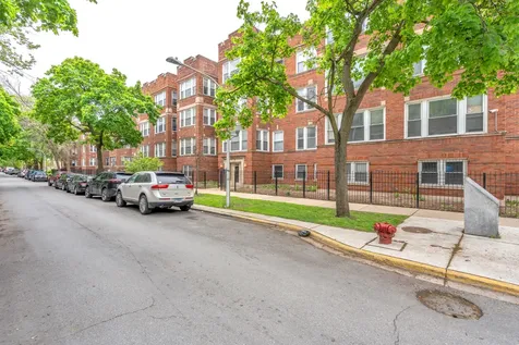 6706 South Ridgeland Avenue Chicago IL 60649