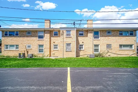 1551 Balmoral Avenue Westchester IL 60154