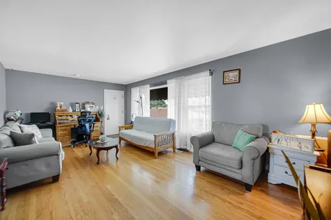 1551 Balmoral Avenue Westchester IL 60154