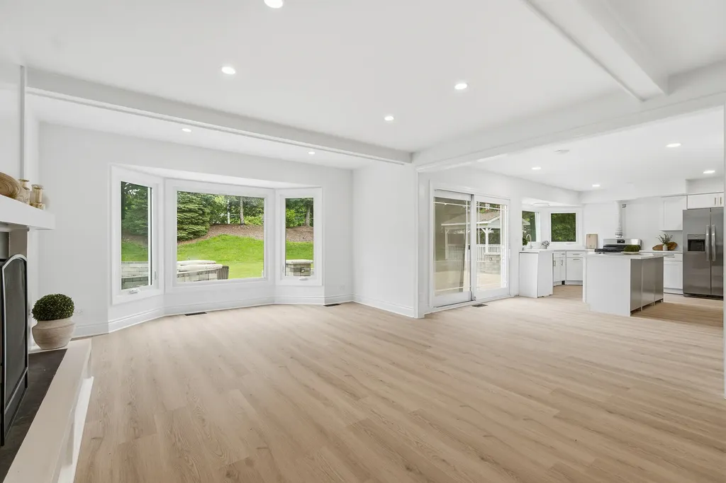 1120 Lakeside Court Aurora IL 60504