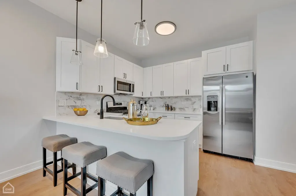 3920-34 South Calumet Avenue Chicago IL 60653