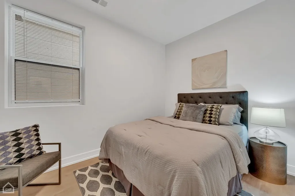 3920-34 South Calumet Avenue Chicago IL 60653