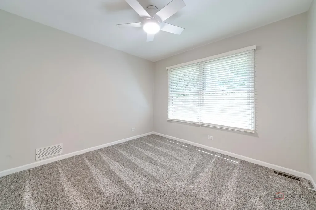 688 Wood Creek Drive Antioch IL 60002