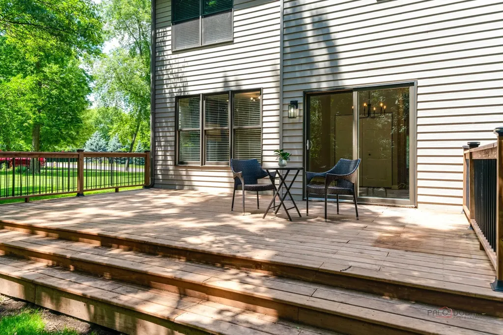 688 Wood Creek Drive Antioch IL 60002