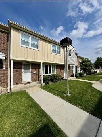 263 Green Court Wood Dale IL 60191