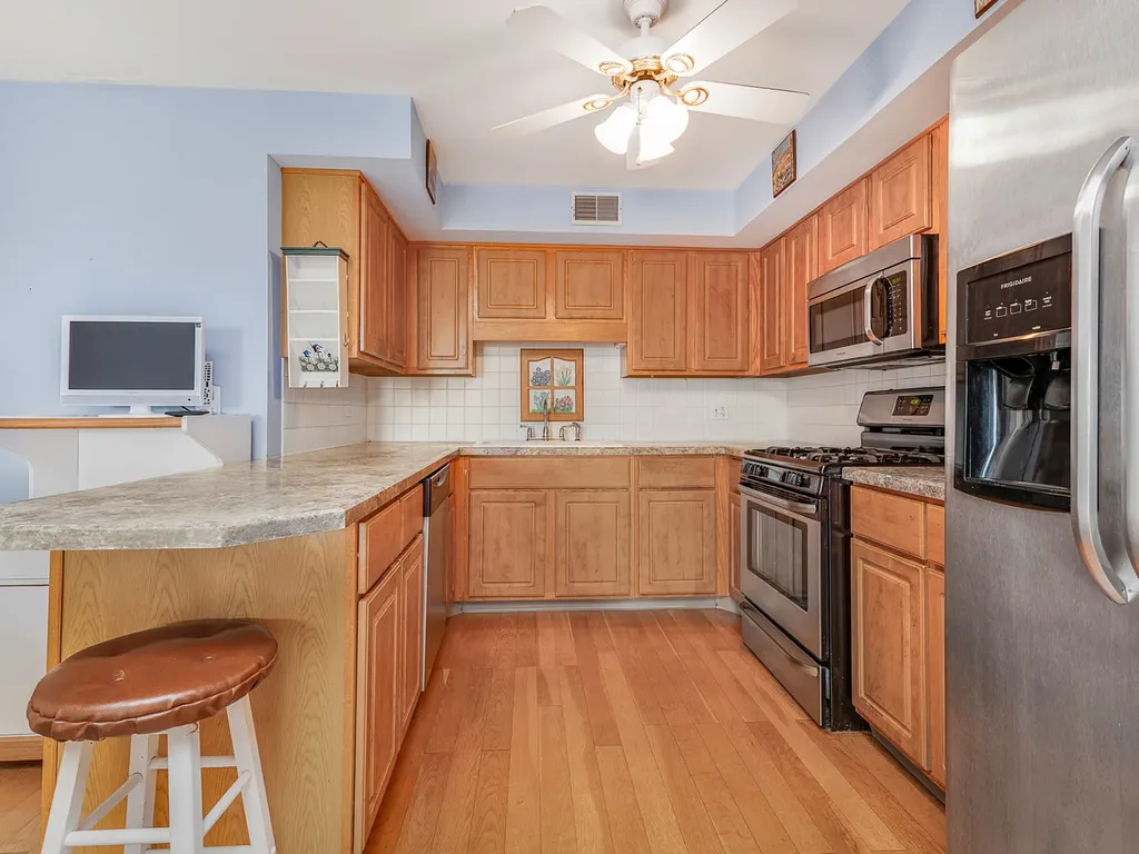 6800 North Harlem Avenue Chicago IL 60631