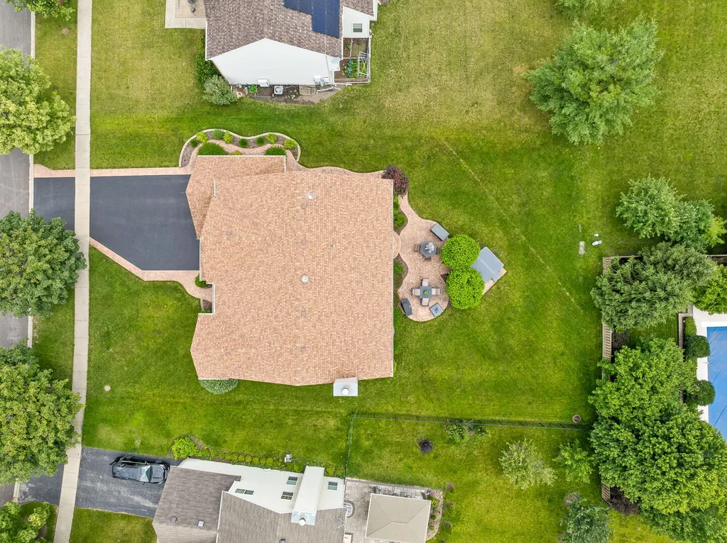 1813 Trevino Circle Bolingbrook IL 60490