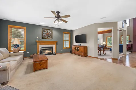 1813 Trevino Circle Bolingbrook IL 60490