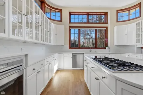 260 Beech Street Highland Park IL 60035
