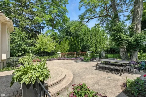 260 Beech Street Highland Park IL 60035
