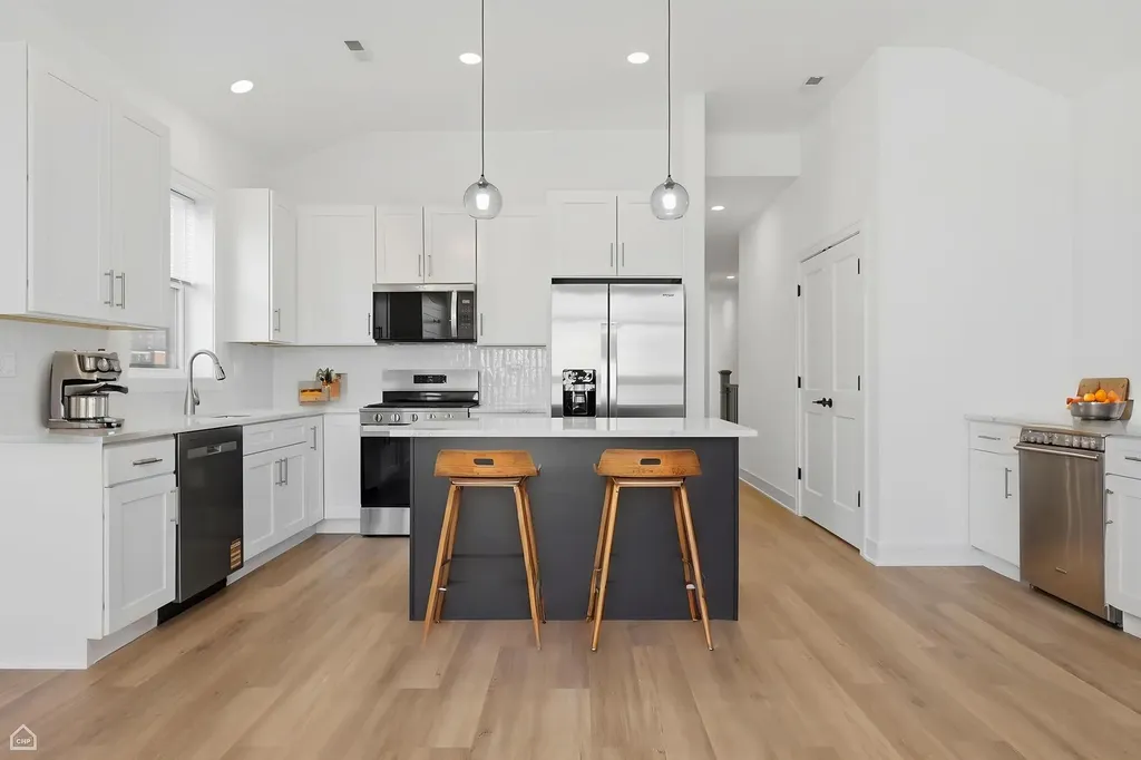 4841 South Prairie Avenue Chicago IL 60615