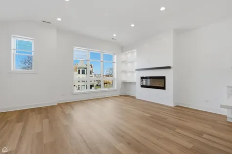 4841 South Prairie Avenue Chicago IL 60615