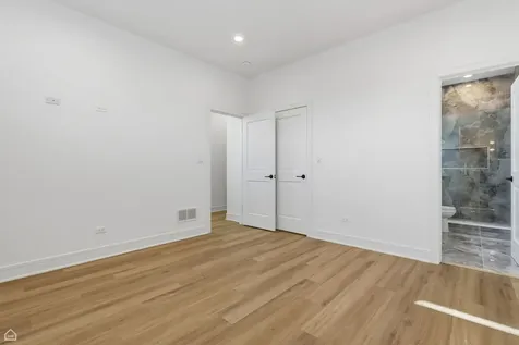4841 South Prairie Avenue Chicago IL 60615