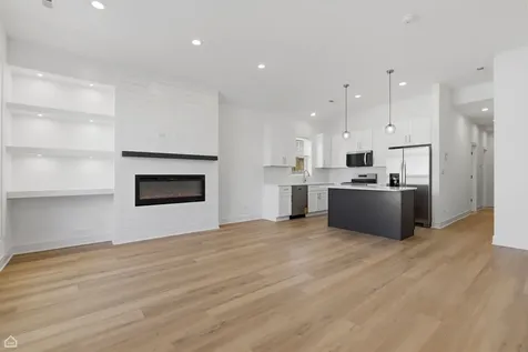 4841 South Prairie Avenue Chicago IL 60615