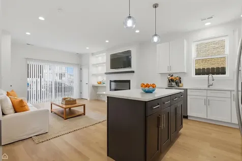 4841 South Prairie Avenue Chicago IL 60615
