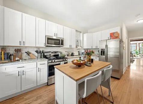 3106 West Fullerton Avenue Chicago IL 60647