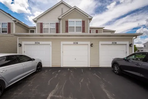 3136 Falling Waters Lane Lindenhurst IL 60046
