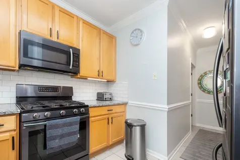 3136 Falling Waters Lane Lindenhurst IL 60046