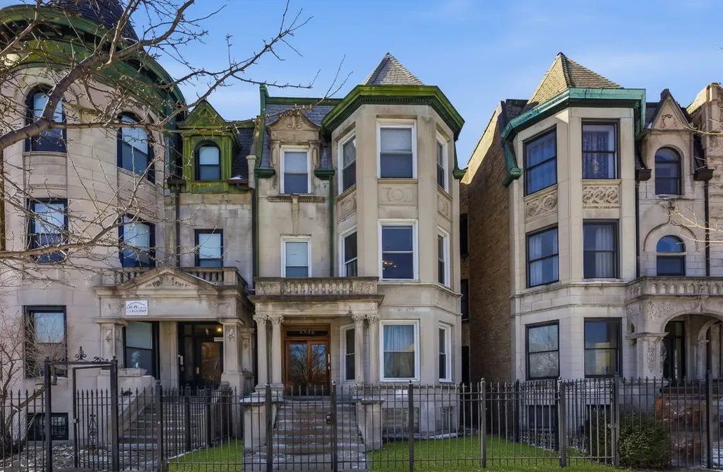 4736 South Prairie Avenue Chicago IL 60615