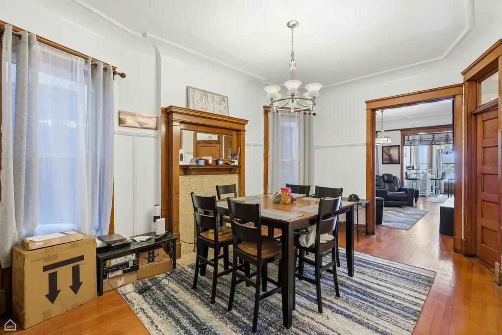 4736 South Prairie Avenue Chicago IL 60615