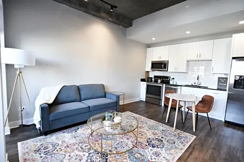 3833 North Broadway Street Chicago IL 60613