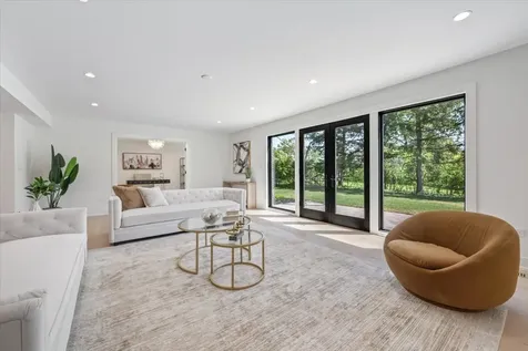 1975 Sunset Ridge Road Northfield IL 60093