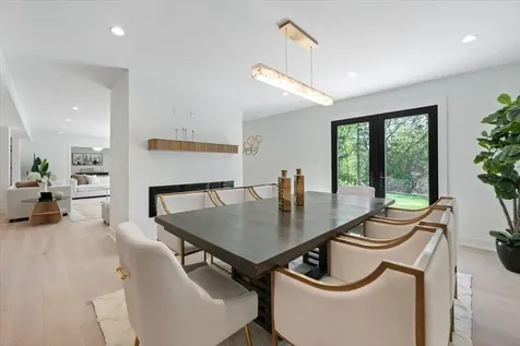 1975 Sunset Ridge Road Northfield IL 60093