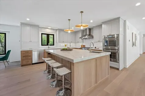 1975 Sunset Ridge Road Northfield IL 60093