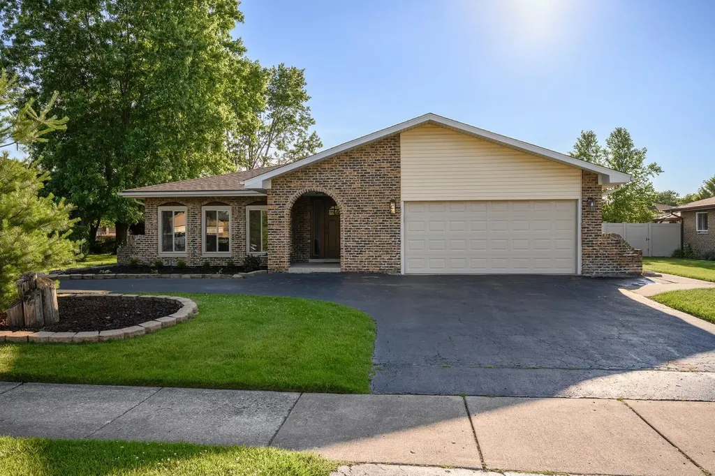 14014 Tod William Drive Orland Park IL 60462
