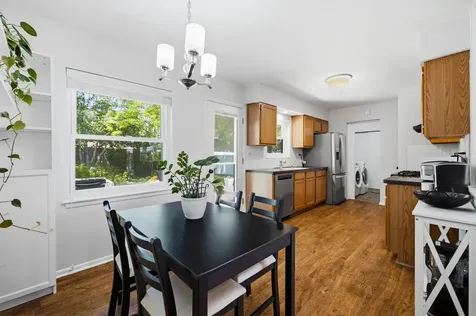 1110 West Glenn Trail Elk Grove Village IL 60007