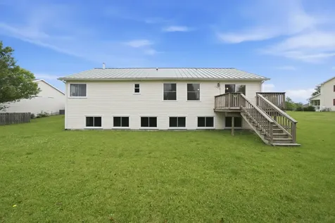 1346 Knolls Avenue S Dekalb IL 60115
