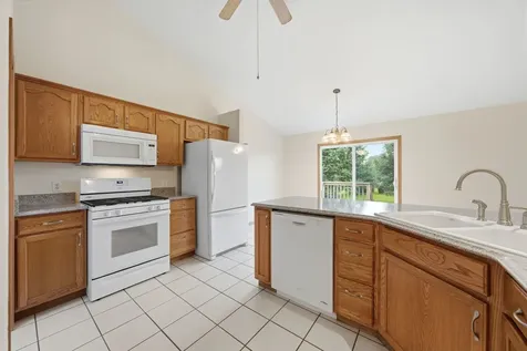 1346 Knolls Avenue S Dekalb IL 60115