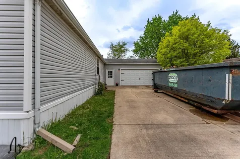 25 Cedar Lane Sandwich IL 60548